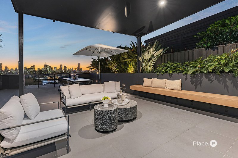 Photo - 501/24 Norman Crescent, Norman Park QLD 4170 - Image 12