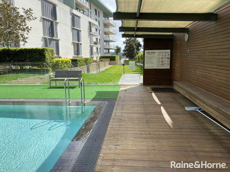 Photo - 501/3 Jean Wailes Avenue, Rhodes NSW 2138 - Image 6