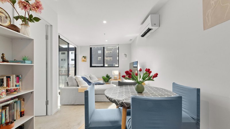 Photo - 501/38 Oakden Street, Greenway ACT 2900 - Image 5
