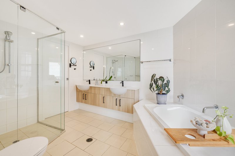 Photo - 501/42 Queen Street, Kings Beach QLD 4551 - Image 5
