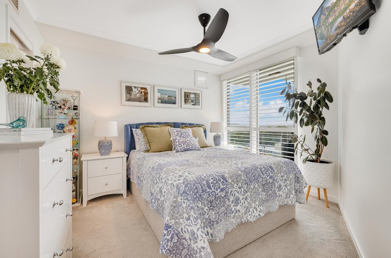 Photo - 501/42 Queen Street, Kings Beach QLD 4551 - Image 10