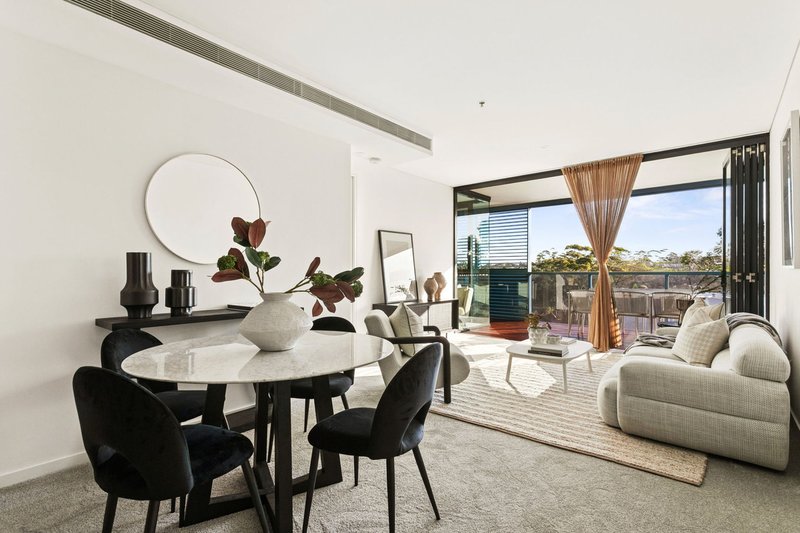 Photo - 501/5 Sterling Circuit, Camperdown NSW 2050 - Image 2