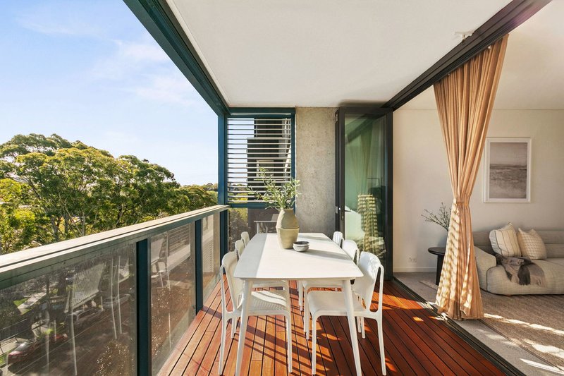 Photo - 501/5 Sterling Circuit, Camperdown NSW 2050 - Image 7