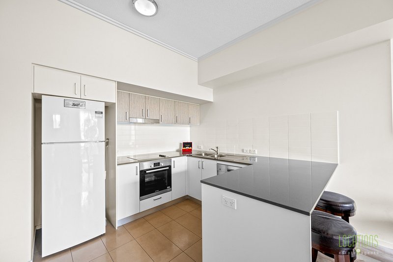 Photo - 501/52 Oaka Lane, Gladstone Central QLD 4680 - Image 2
