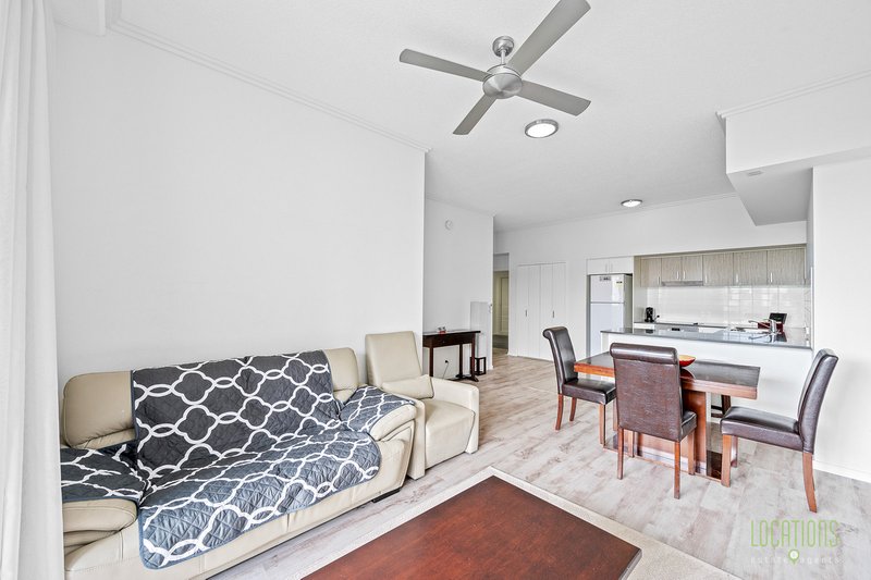 Photo - 501/52 Oaka Lane, Gladstone Central QLD 4680 - Image 5