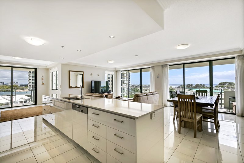 Photo - 501/61-65 Sixth Avenue , Maroochydore QLD 4558 - Image 4