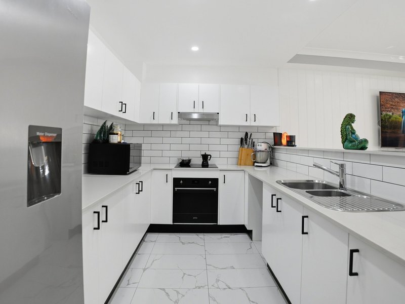 Photo - 50/17 Poplar Crescent, Bradbury NSW 2560 - Image 3