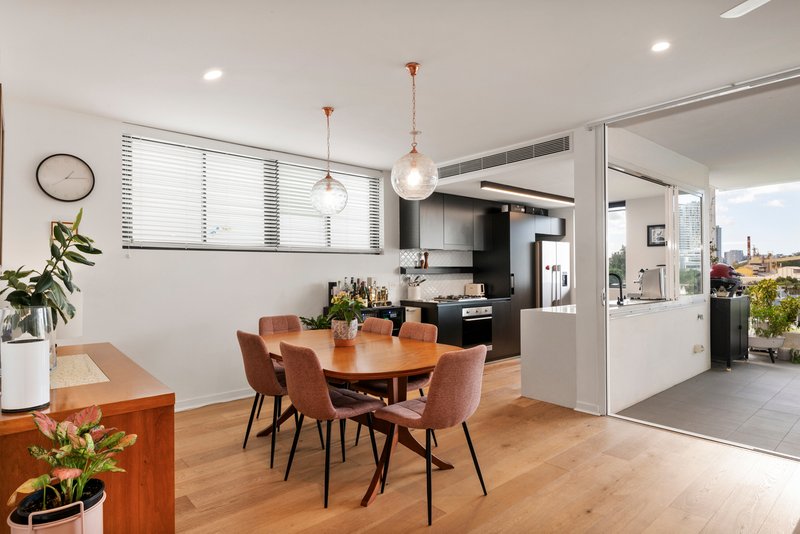 Photo - 501/8 Donkin Street, West End QLD 4101 - Image 7