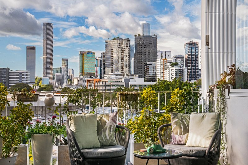 Photo - 501/8 Donkin Street, West End QLD 4101 - Image 10
