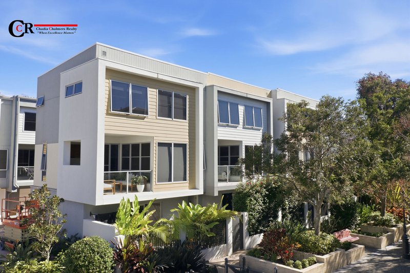 Photo - 50/2 Town Centre Close, Carrara QLD 4211 - Image 1