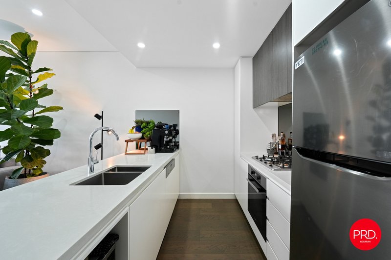Photo - 502/17 Garrigarrang Avenue, Kogarah NSW 2217 - Image 3