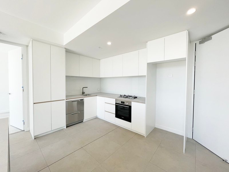 Photo - 502/17 Penny Place, Adelaide SA 5000 - Image 3