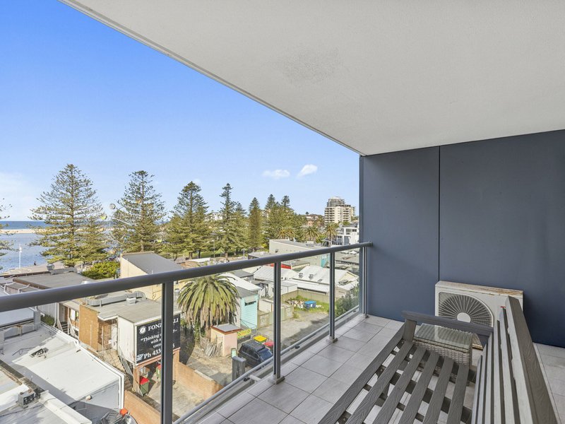 Photo - 502/18 Coral Street, The Entrance NSW 2261 - Image 4