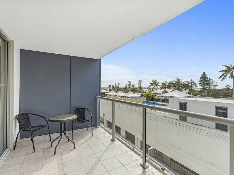 Photo - 502/18 Coral Street, The Entrance NSW 2261 - Image 6