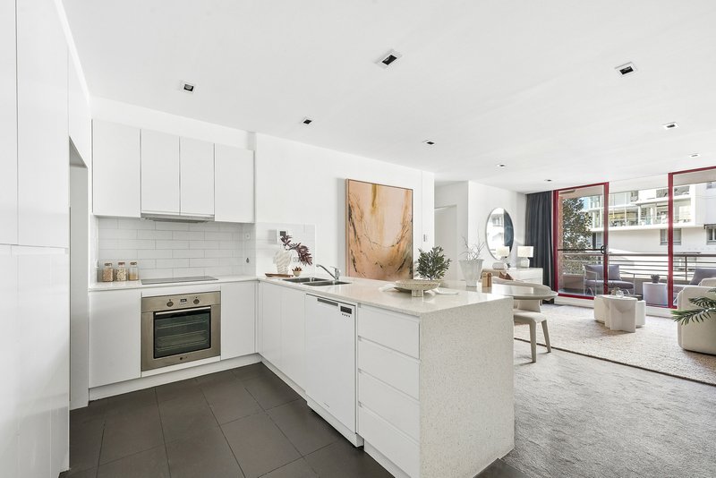 Photo - 502/2-6 Birtley Place, Elizabeth Bay NSW 2011 - Image 4