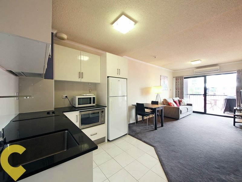 Photo - 502/455 Brunswick Street, Fortitude Valley QLD 4006 - Image 7