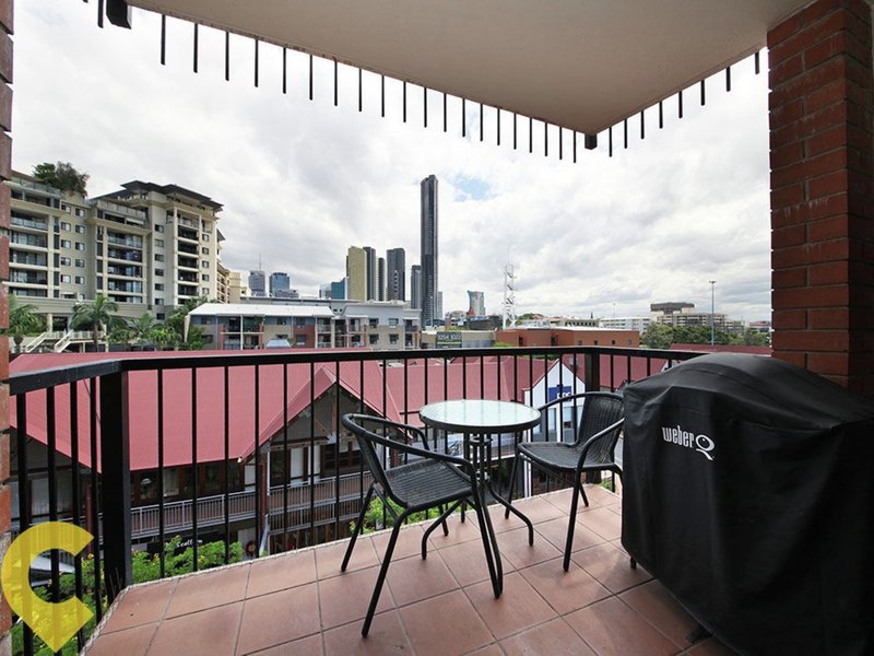 Photo - 502/455 Brunswick Street, Fortitude Valley QLD 4006 - Image 15