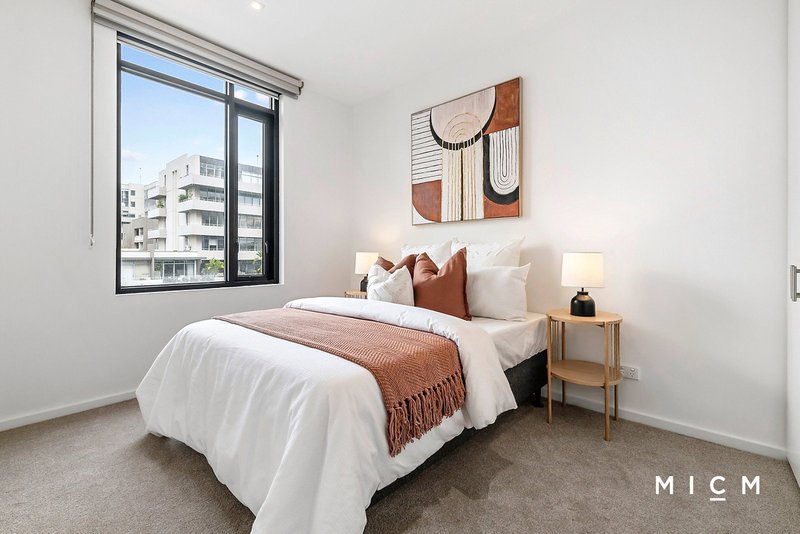 Photo - 502/57 Bay Street, Port Melbourne VIC 3207 - Image 6