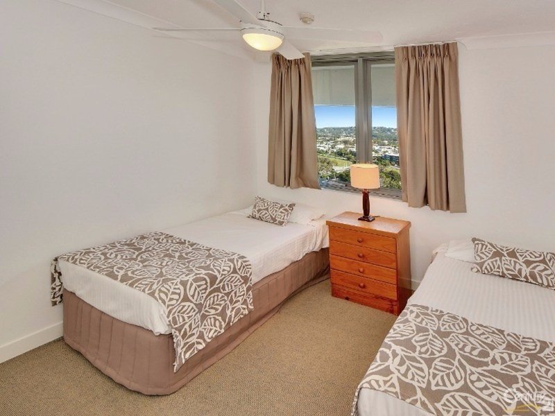 Photo - 50/27 Sixth Avenue, Maroochydore QLD 4558 - Image 11