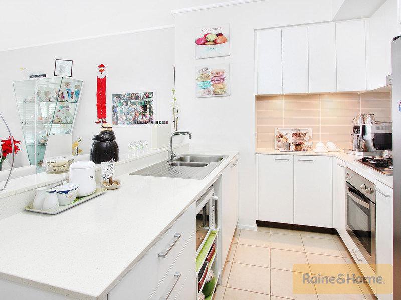 Photo - 502/72 Civic Way, Rouse Hill NSW 2155 - Image 4