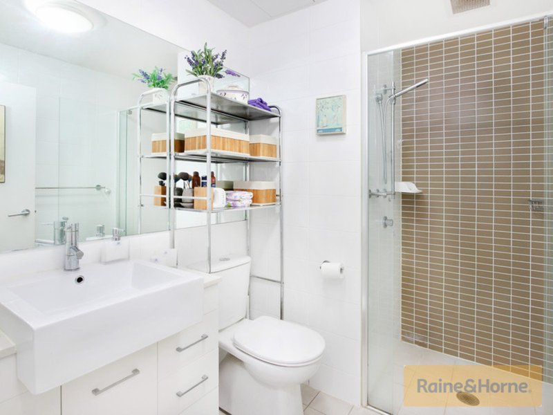 Photo - 502/72 Civic Way, Rouse Hill NSW 2155 - Image 6