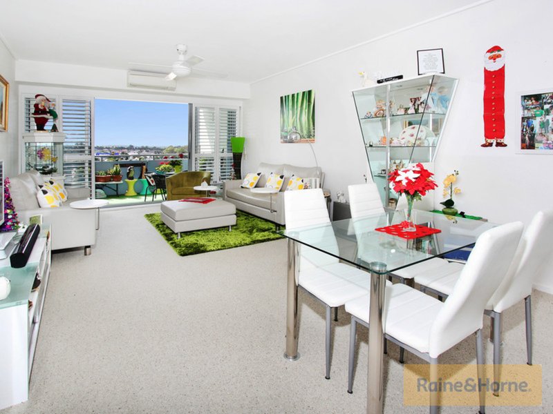 Photo - 502/72 Civic Way, Rouse Hill NSW 2155 - Image 7