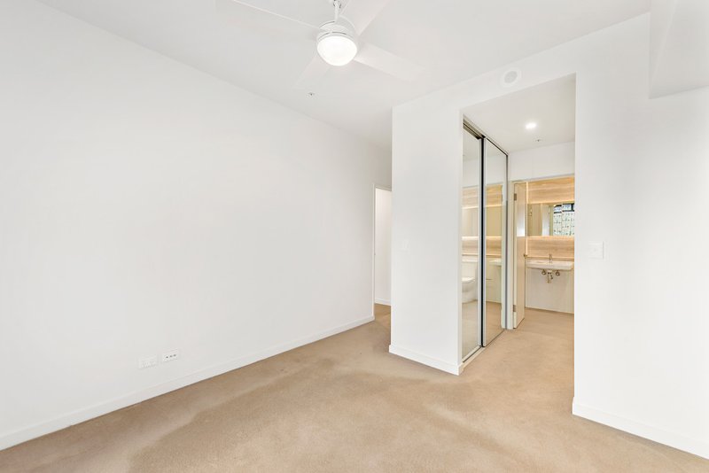 Photo - 502/9 Archibald Avenue, Waterloo NSW 2017 - Image 5