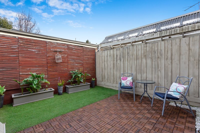 Photo - 50/310 Warrigal Road, Cheltenham VIC 3192 - Image 4