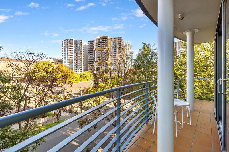 Photo - 503/102 Wells Street, Southbank VIC 3006 - Image 14