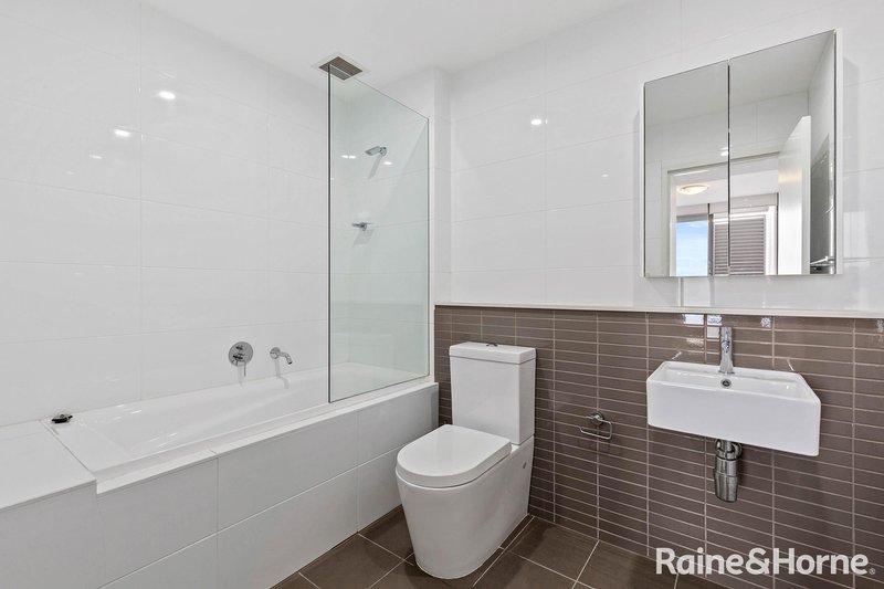 Photo - 503/11C Mashman Avenue, Kingsgrove NSW 2208 - Image 5