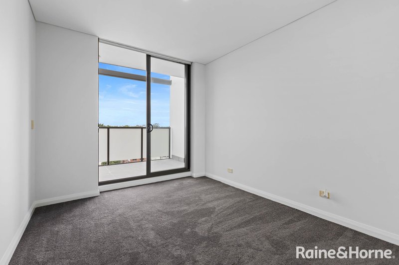 Photo - 503/11C Mashman Avenue, Kingsgrove NSW 2208 - Image 6