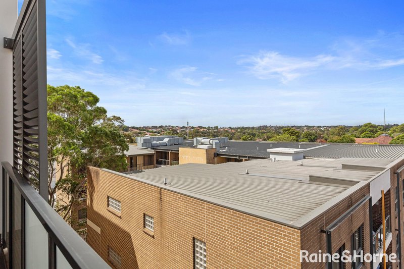 Photo - 503/11C Mashman Avenue, Kingsgrove NSW 2208 - Image 9