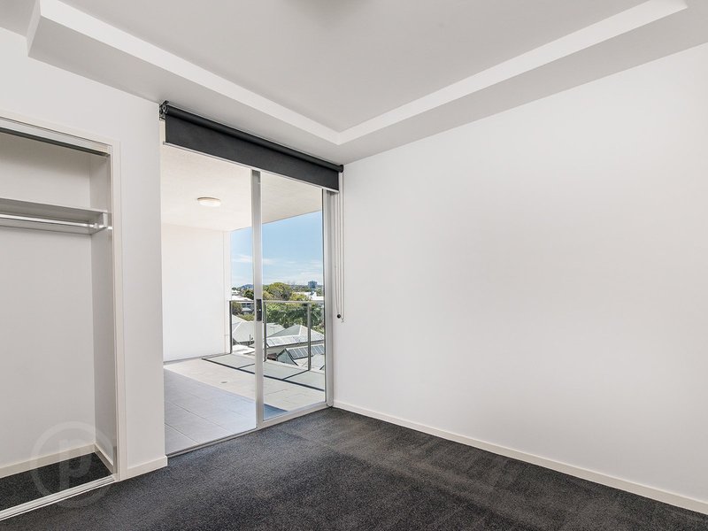 Photo - 503/159 Logan Road, Woolloongabba QLD 4102 - Image 5