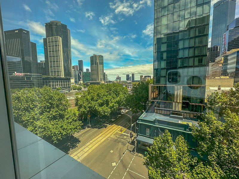 Photo - 503/2 Queen Street, Melbourne VIC 3000 - Image 2