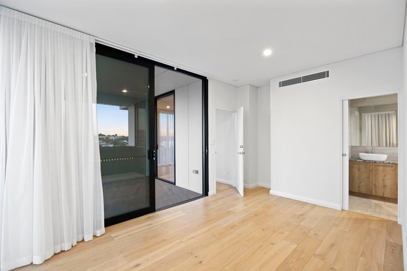 Photo - 503/20 Hastings Street, Scarborough WA 6019 - Image 12