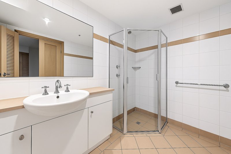 Photo - 503/2A Help Street, Chatswood NSW 2067 - Image 4