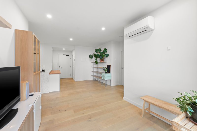 Photo - 503/864 Blackburn Road, Clayton VIC 3168 - Image 3