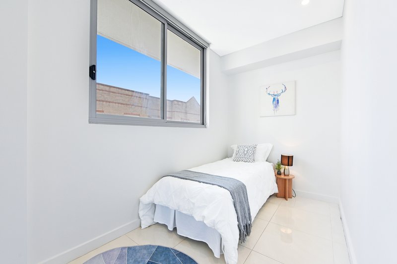 Photo - 5038/67 Shaftesbury Road, Burwood NSW 2134 - Image 4