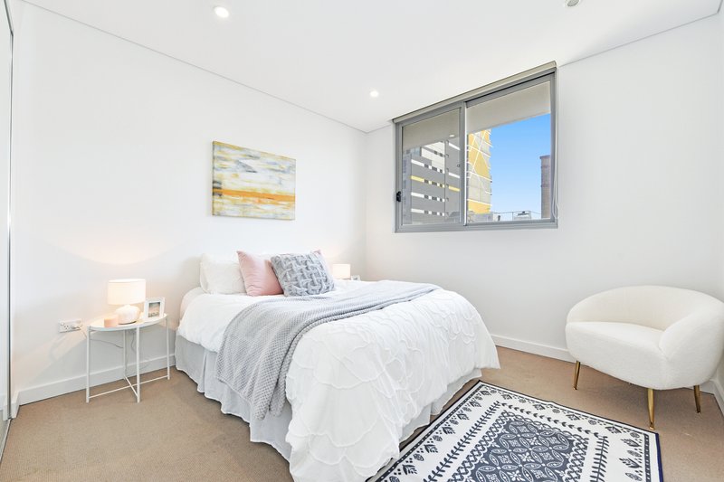 Photo - 5038/67 Shaftesbury Road, Burwood NSW 2134 - Image 6