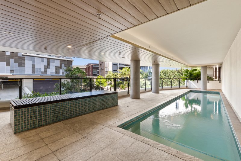 Photo - 50405/35 Harbour Road, Hamilton QLD 4007 - Image 4