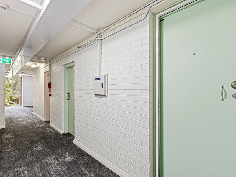 Photo - 504/112-122 Goderich Street, East Perth WA 6004 - Image 15