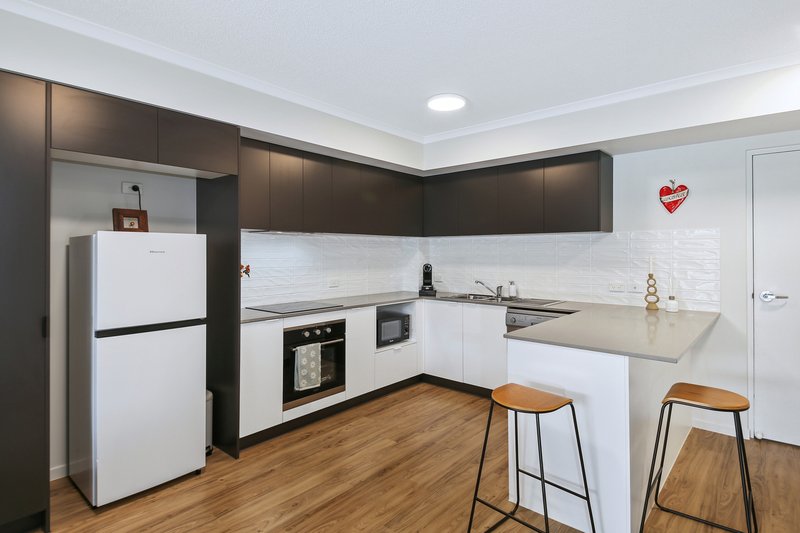 Photo - 504/14 Maud Street, Nambour QLD 4560 - Image 6