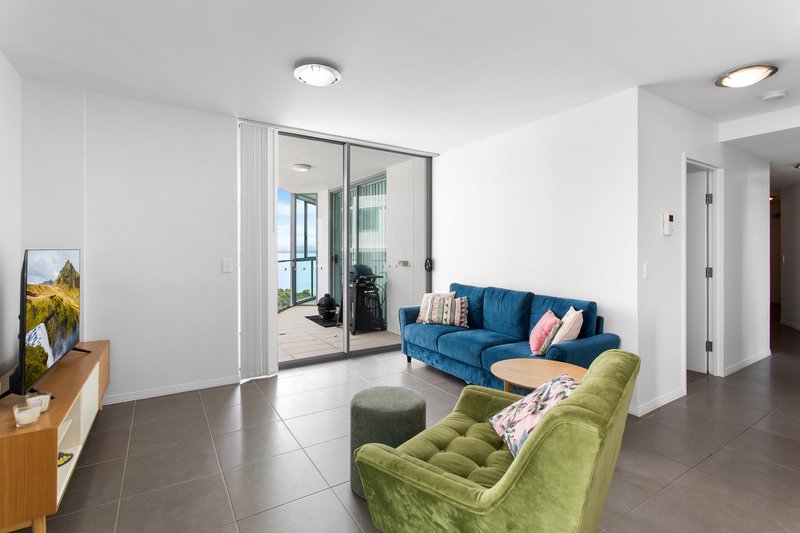 Photo - 504/14 Oxley Avenue, Woody Point QLD 4019 - Image 8