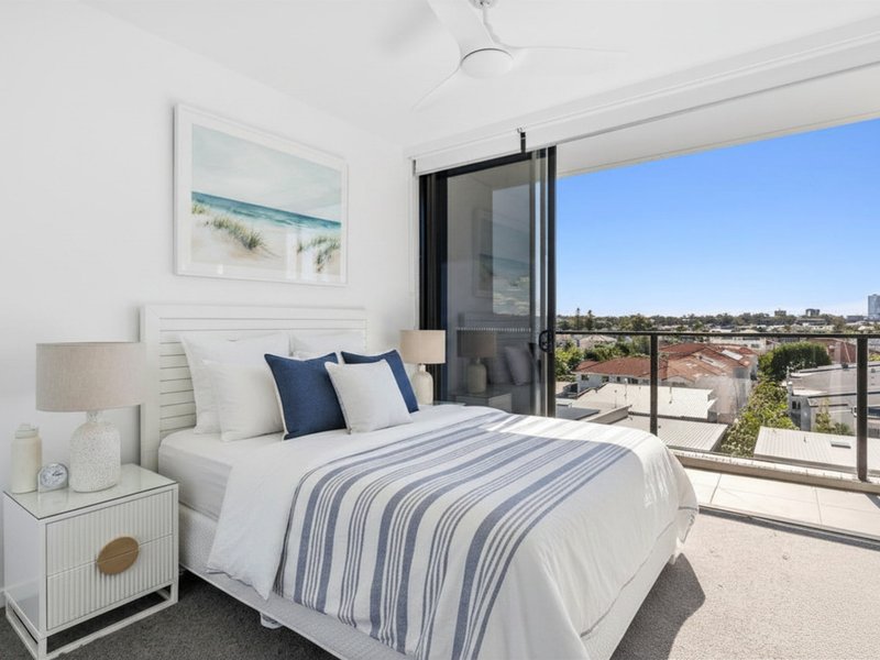 Photo - 504/28 Dalpura Street, Surfers Paradise QLD 4217 - Image 10