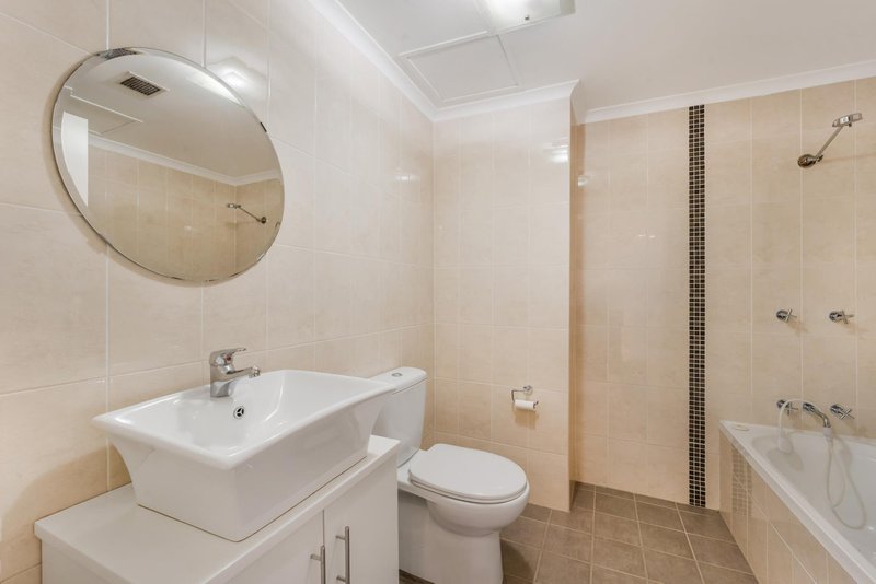 Photo - 504/28 Smart Street, Fairfield NSW 2165 - Image 9