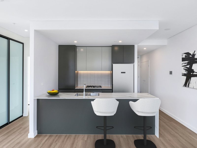 Photo - 504/35 Kenny Street, Wollongong NSW 2500 - Image 2