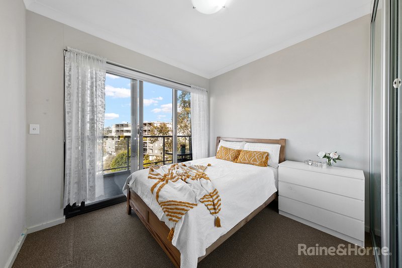 Photo - 504/38-42 Chamberlain Street, Campbelltown NSW 2560 - Image 8