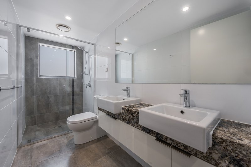 Photo - 504/4 Anderson Street, Scarborough QLD 4020 - Image 8