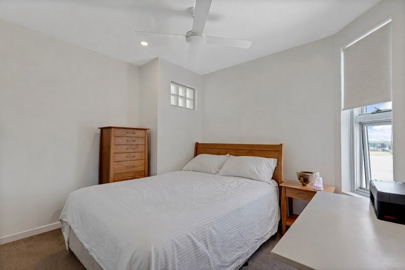 Photo - 505/1 Mantra Esplanade, Birtinya QLD 4575 - Image 12