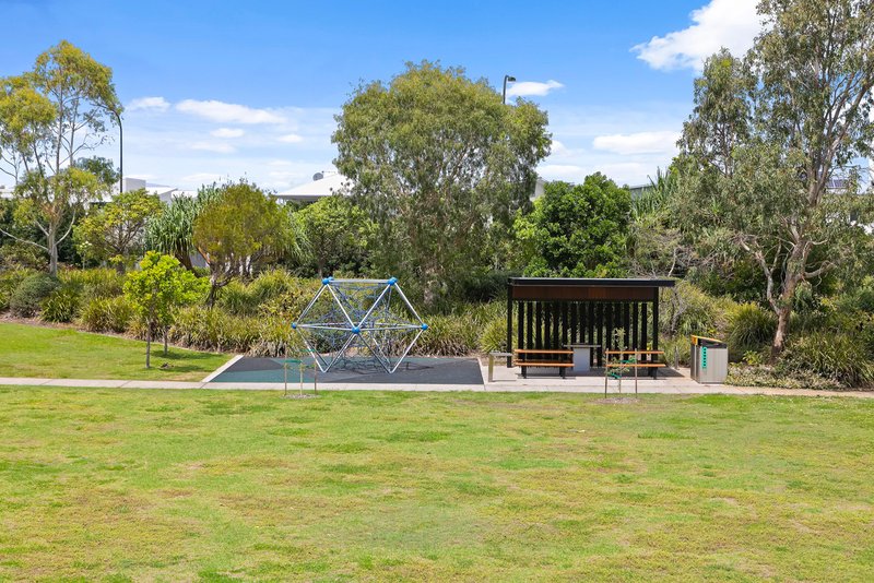 Photo - 505/1 Mantra Esplanade, Birtinya QLD 4575 - Image 18